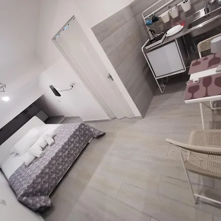 Apartment Alle Mansarde *