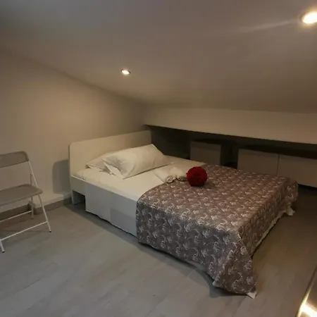 Διαμέρισμα Alle Mansarde *